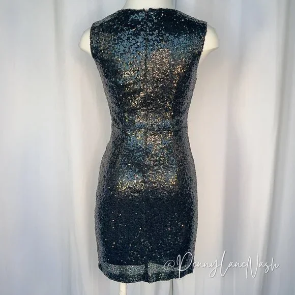 Tobi Gwyn Deep V Neck Sequin Bodycon Dress Black - Picture 9 of 11